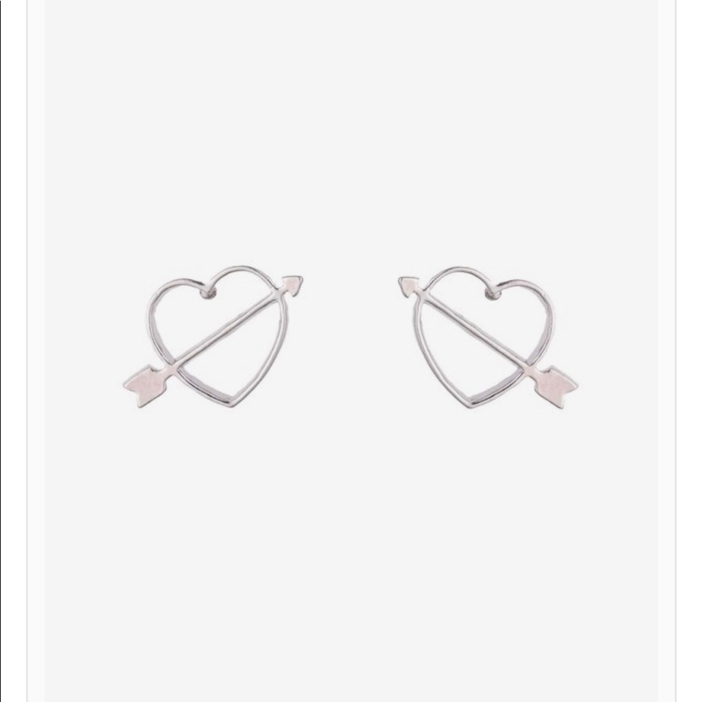 Heart and arrow stud earrings